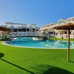 Beautiful In Laguna Overlooking Laguna Rosa In With 2 Bedrooms And 2 Bathrooms Torrevieja