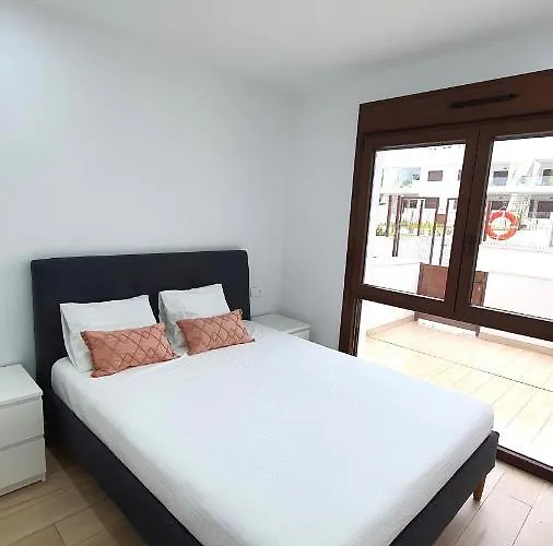 Laguna Resort: Beachfront With Rosa Lagoon Views